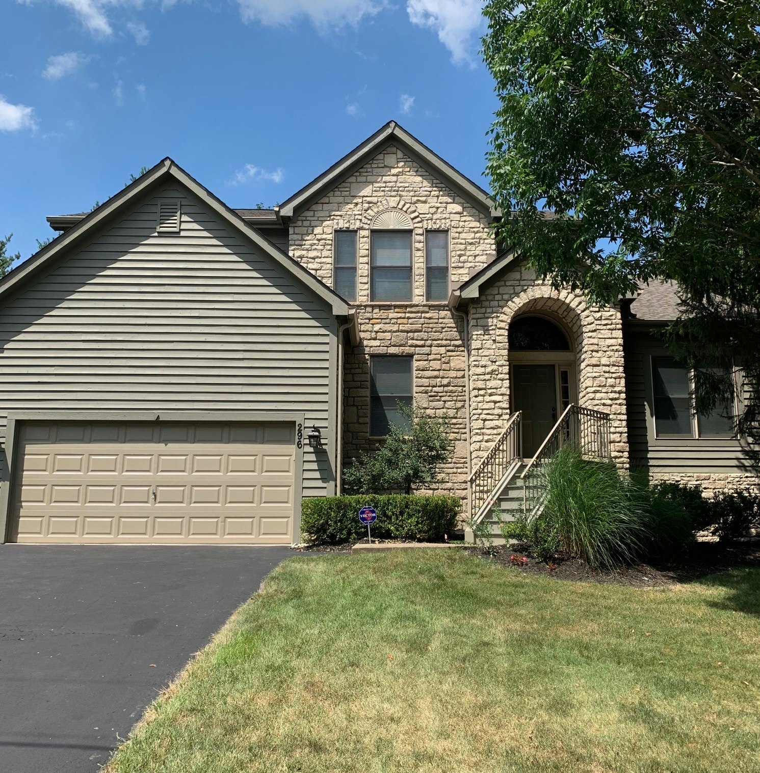 296 McCoy Ave, Worthington, OH 43085, Presented by Timothy Meacham